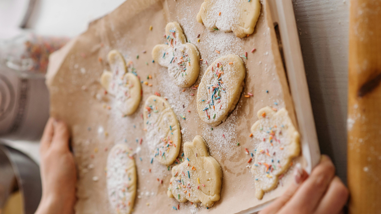 5. Keep multiple cookie sheets ready