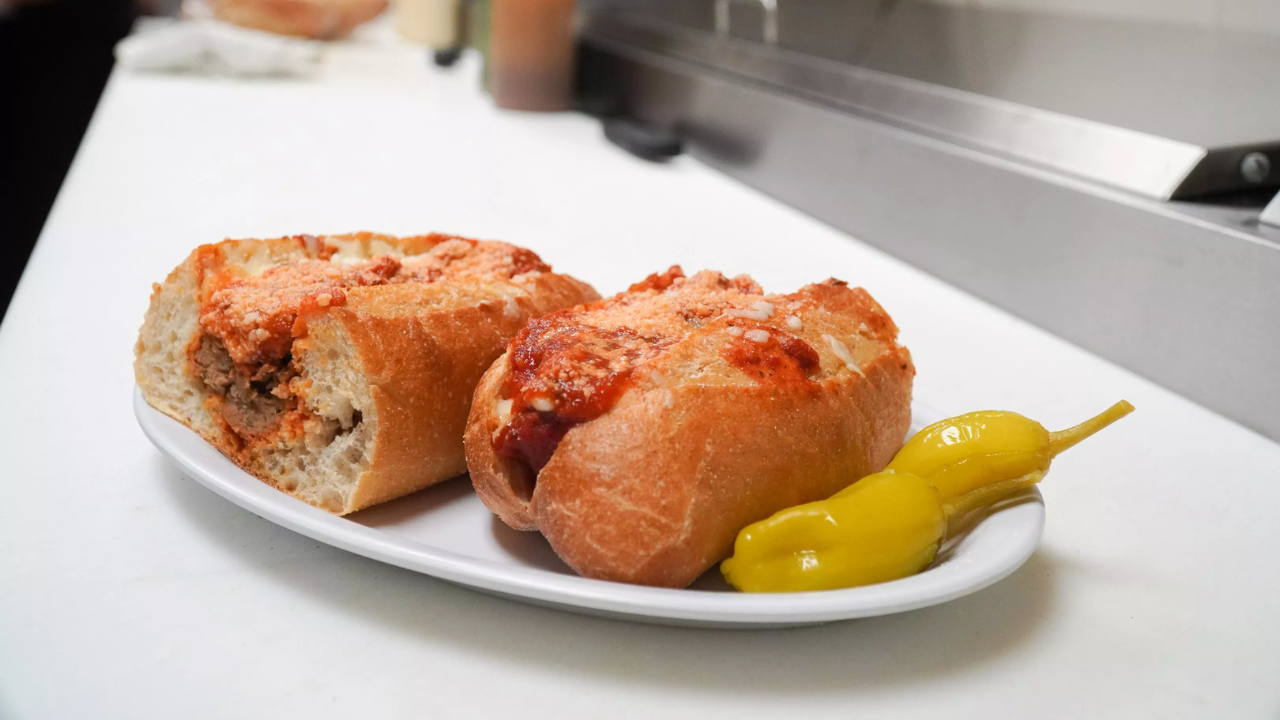 3. DeFalco’s Italian Deli & Grocery (Arizona)