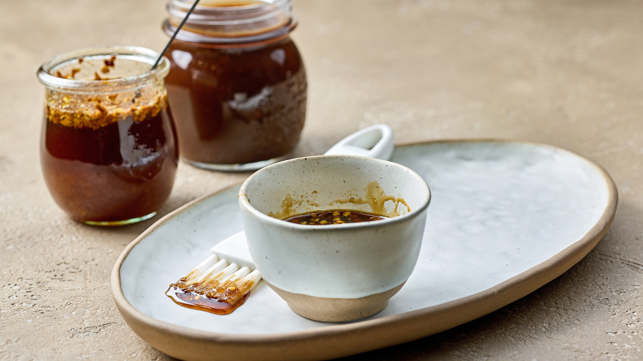 4. Mix hot honey into dressings, sauces and dips