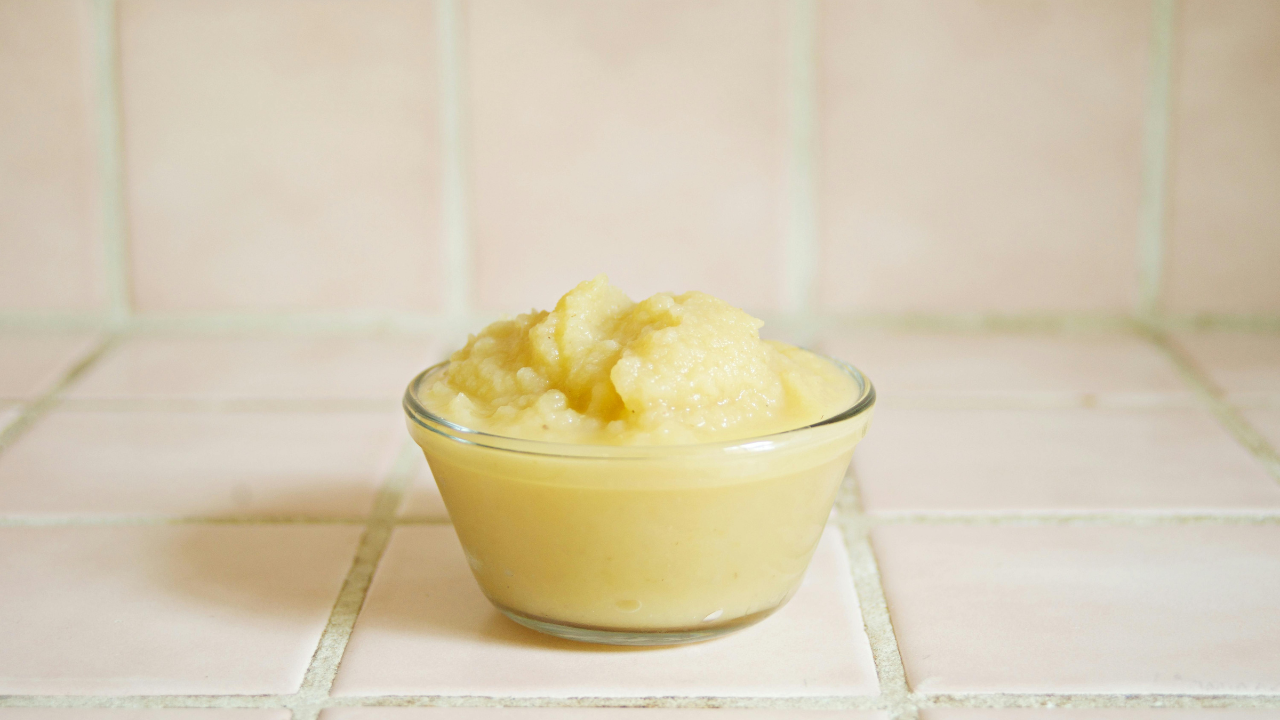 11. Use applesauce instead of oil in baking