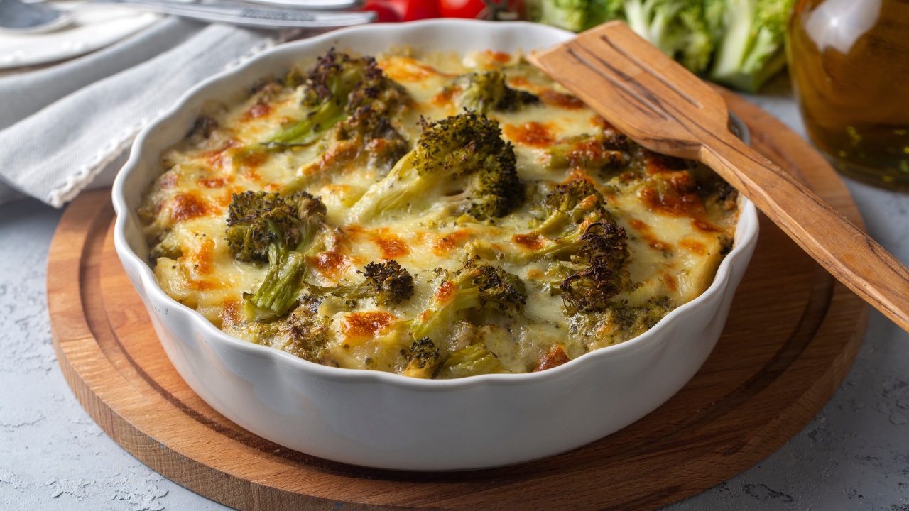 14. Cheesy cabbage gratin with a golden baked top