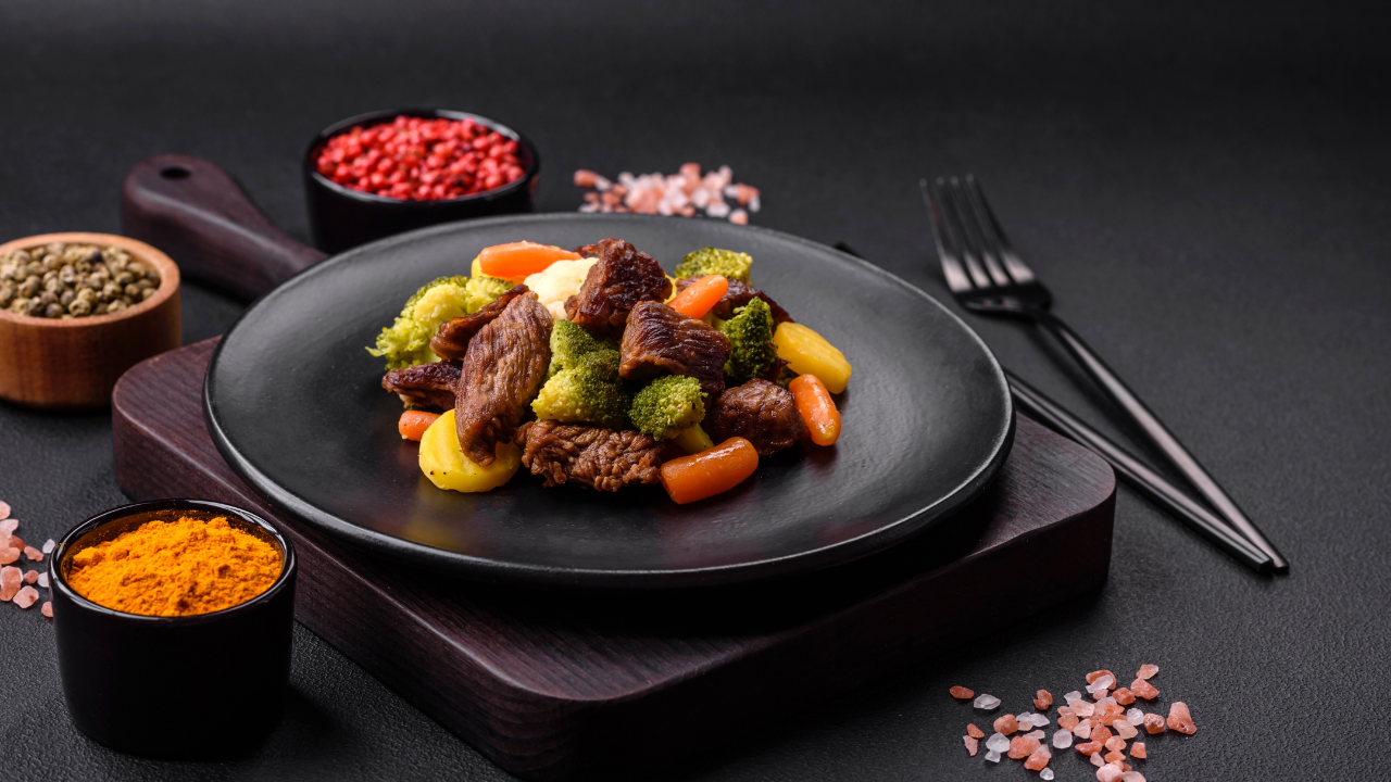 6. Broccoli Beef