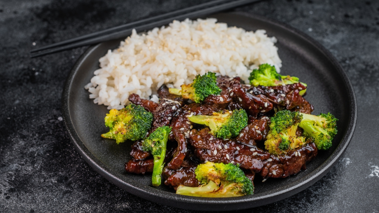 9. Slow-cooker beef and broccoli