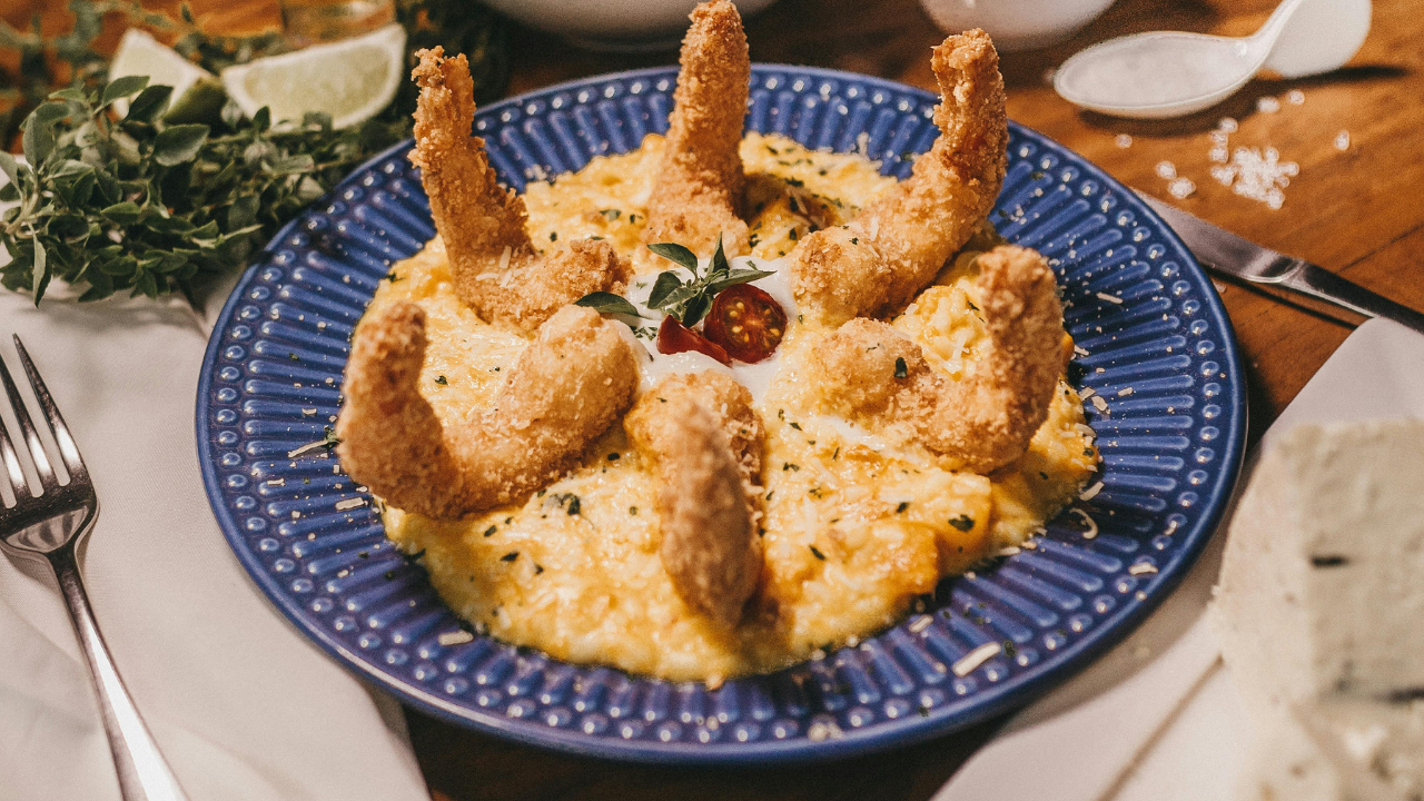 5. Cheesy Shrimp And Grits