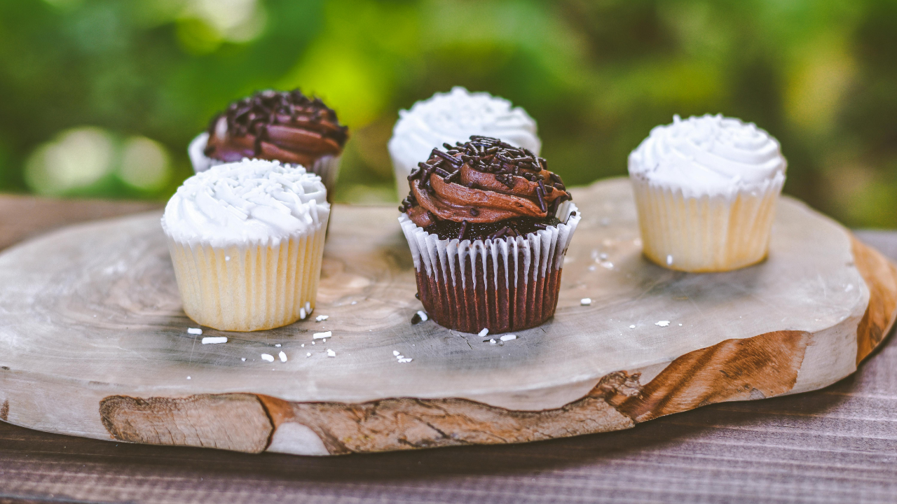 2. Gluten-Free Vanilla Cupcakes