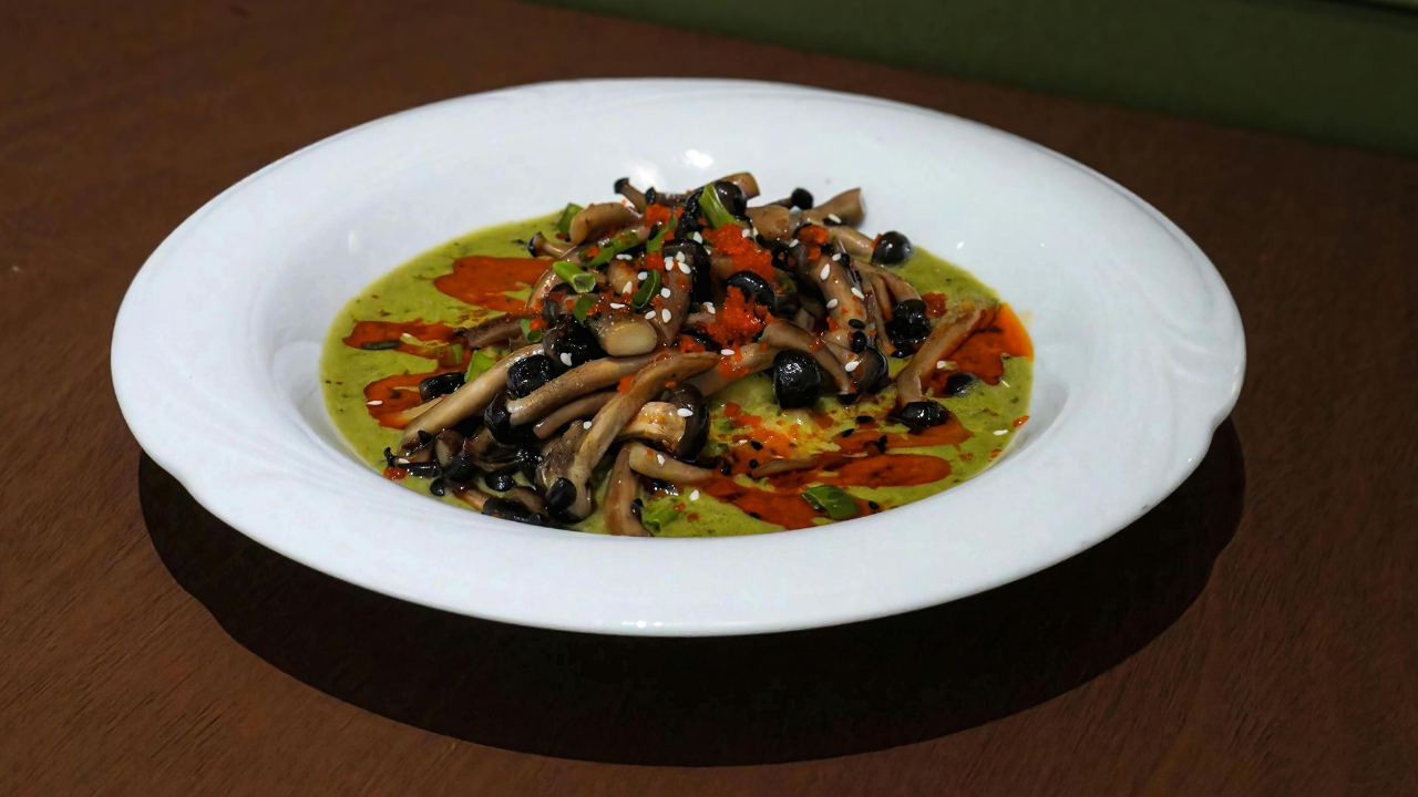 18. Green Beans and Mushrooms