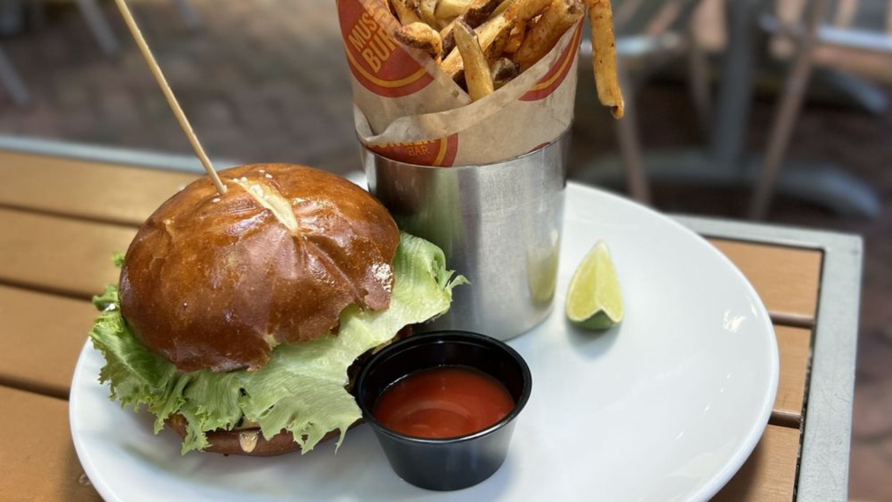 16. Kentucky – Mussel & Burger Bar, Louisville