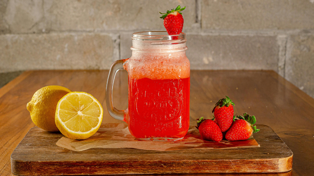1. Strawberry lemonade