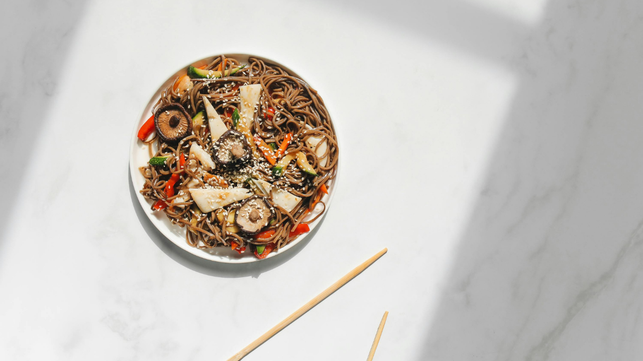 15. Spicy soba noodles