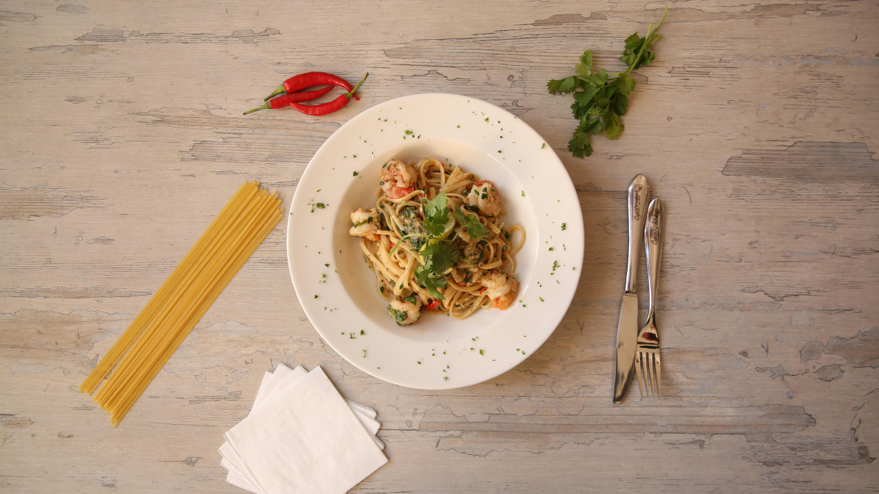 8. Lemon-Pepper Linguine with Squash