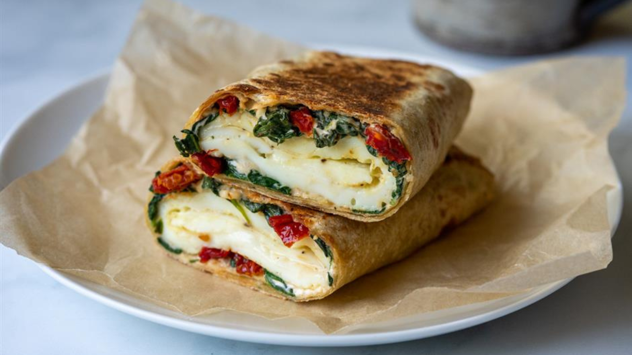 3. Starbucks: Spinach, Feta & Egg White Wrap