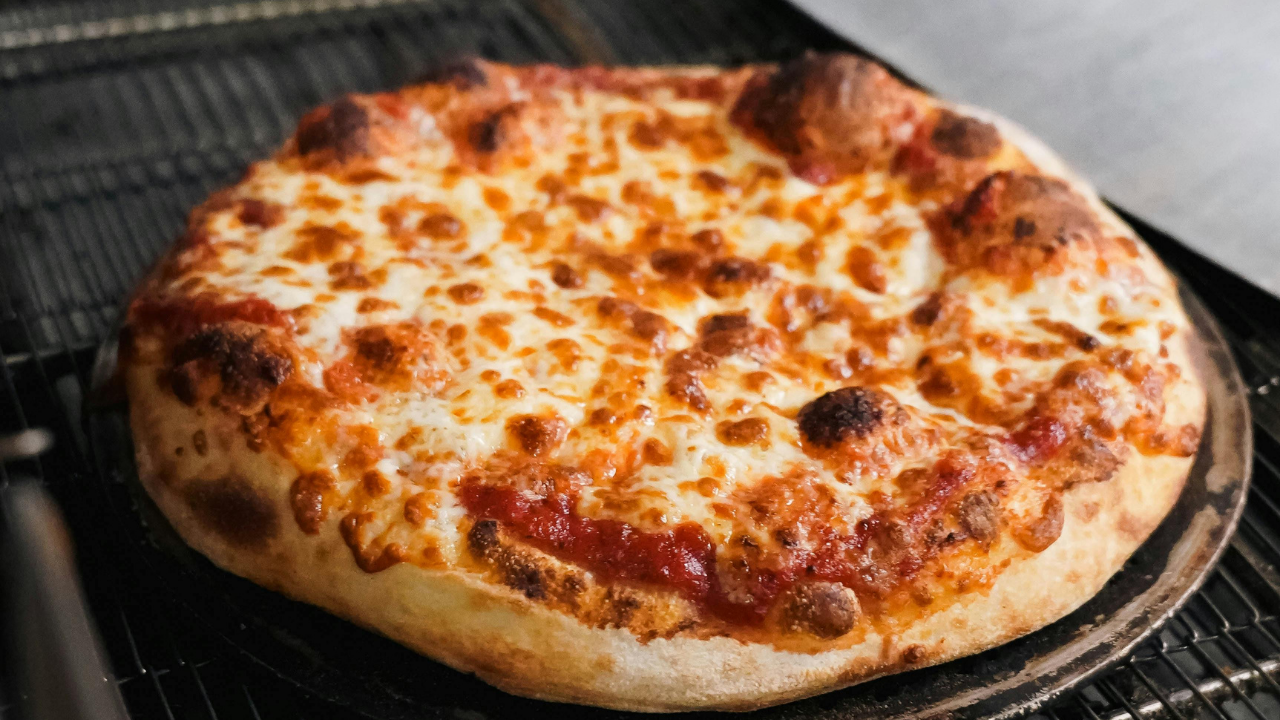 3. Gustapizza